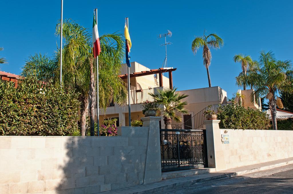 Aparthotel Casa Del Mar Sicilia 3*